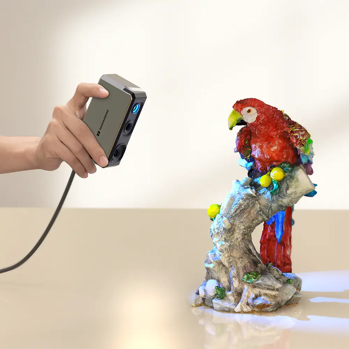 3DMakerpro Seal 3D scanner scanning a detailed figurine demonstrating fine detail capture