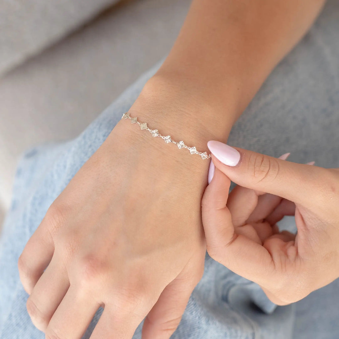 Antonella Permanent Jewelry Chain, Diamond Disc Design, Rolo Links, Available in Sterling Silver by Sunstone Welders