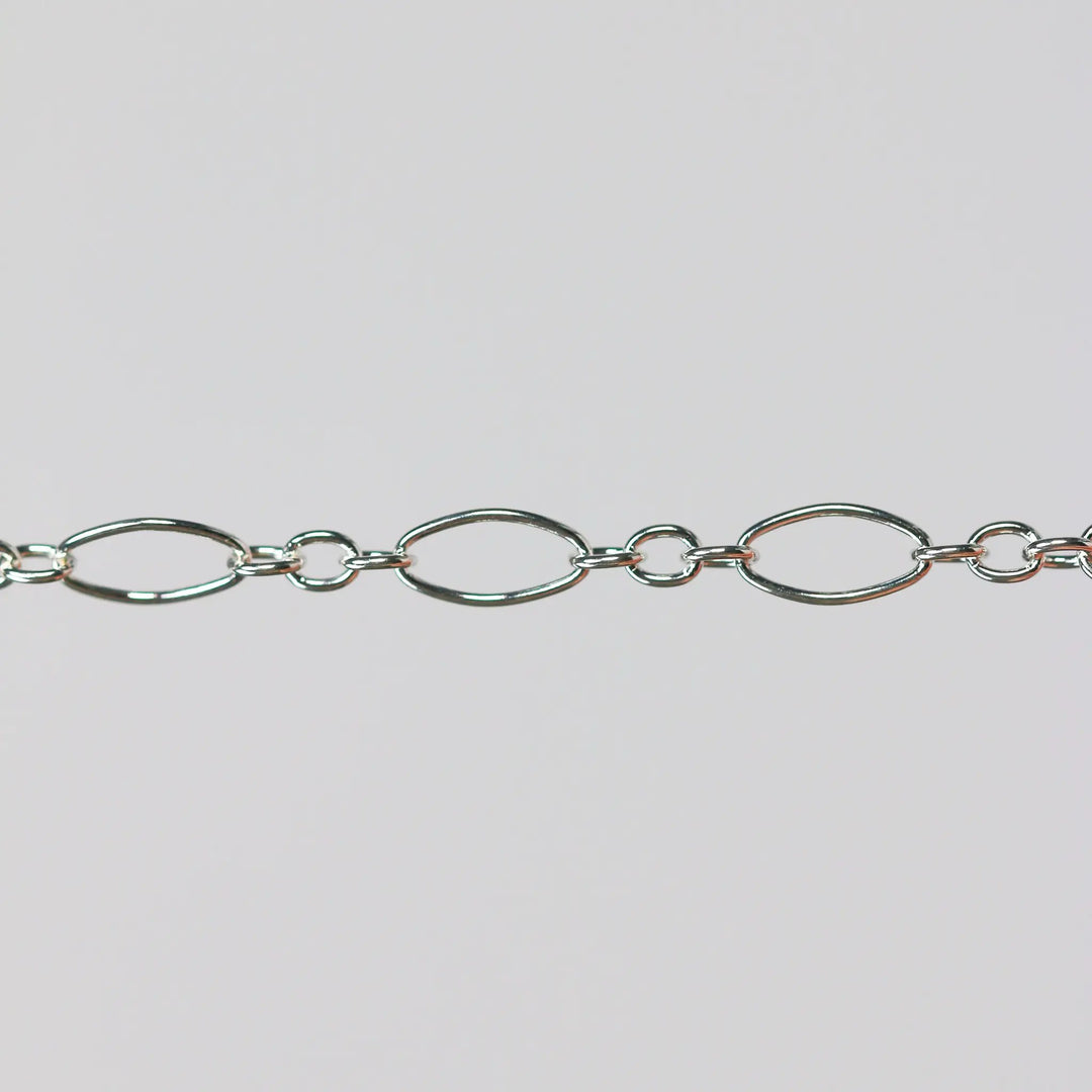 Aspen Permanent Jewelry Chain, Oval Design, Long and Small Links, Available in Gold Filled and Silver by Sunstone Welders