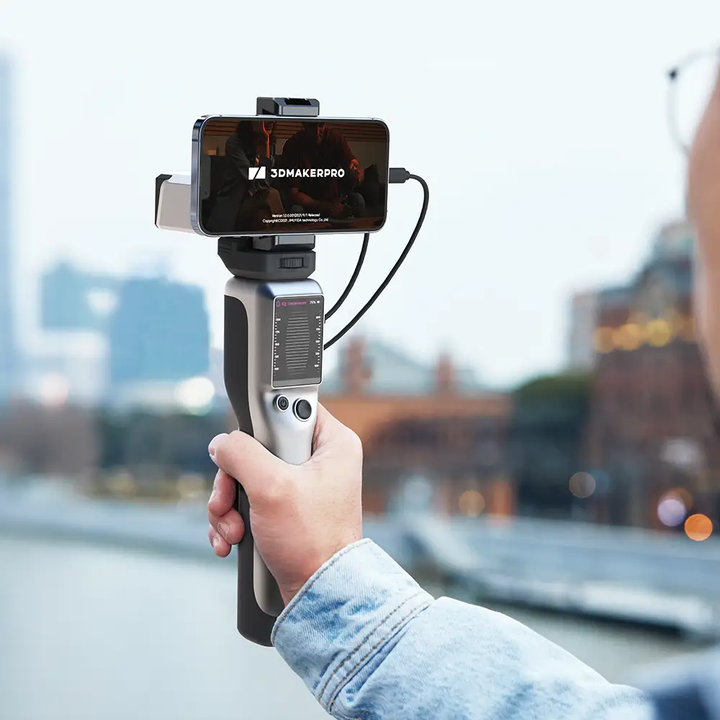 3DMakerpro Seal Lite 3D scanner mounted on tripod for hands-free scanning