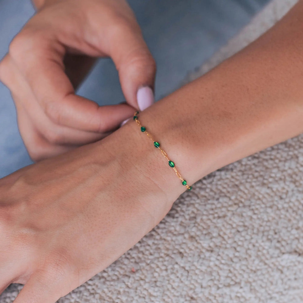 Esmerelda Permanent Jewelry Chain, Emerald Green Enamel Design, Cable Links, Available in Gold Filled and Sterling Silver by Sunstone Welders