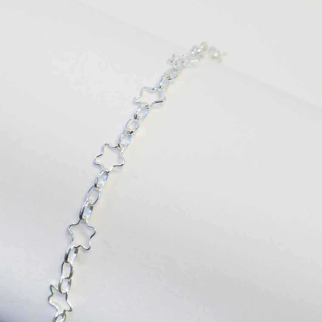 Stella Permanent Jewelry Chain, Star Design, Alternating Oval Links, Available in Gold Filled and Sterling Silver by Sunstone Welders